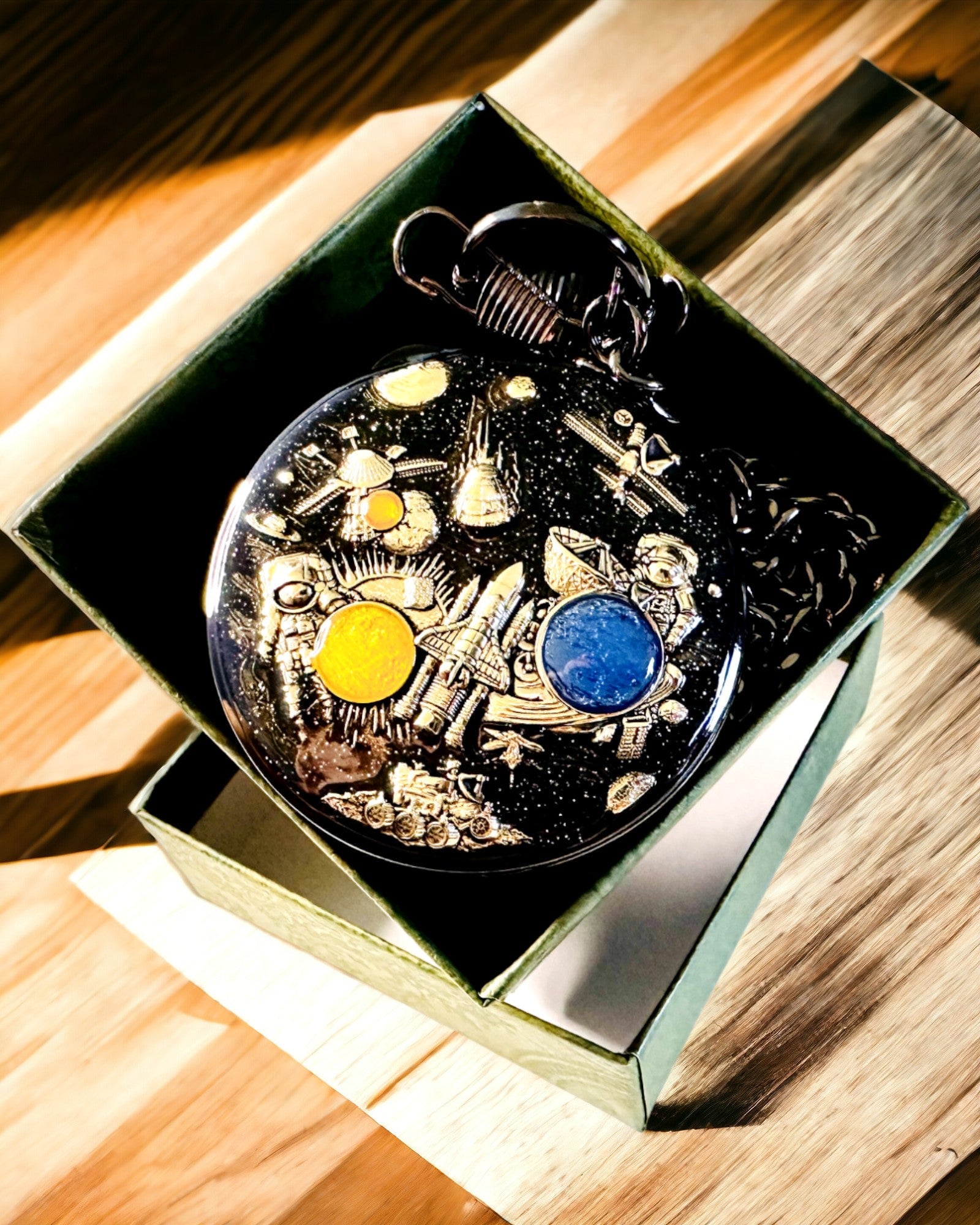 Карманний годинник "Astrum Temporis" - Чорна рамка. Можливість персоналізації гравіюванням