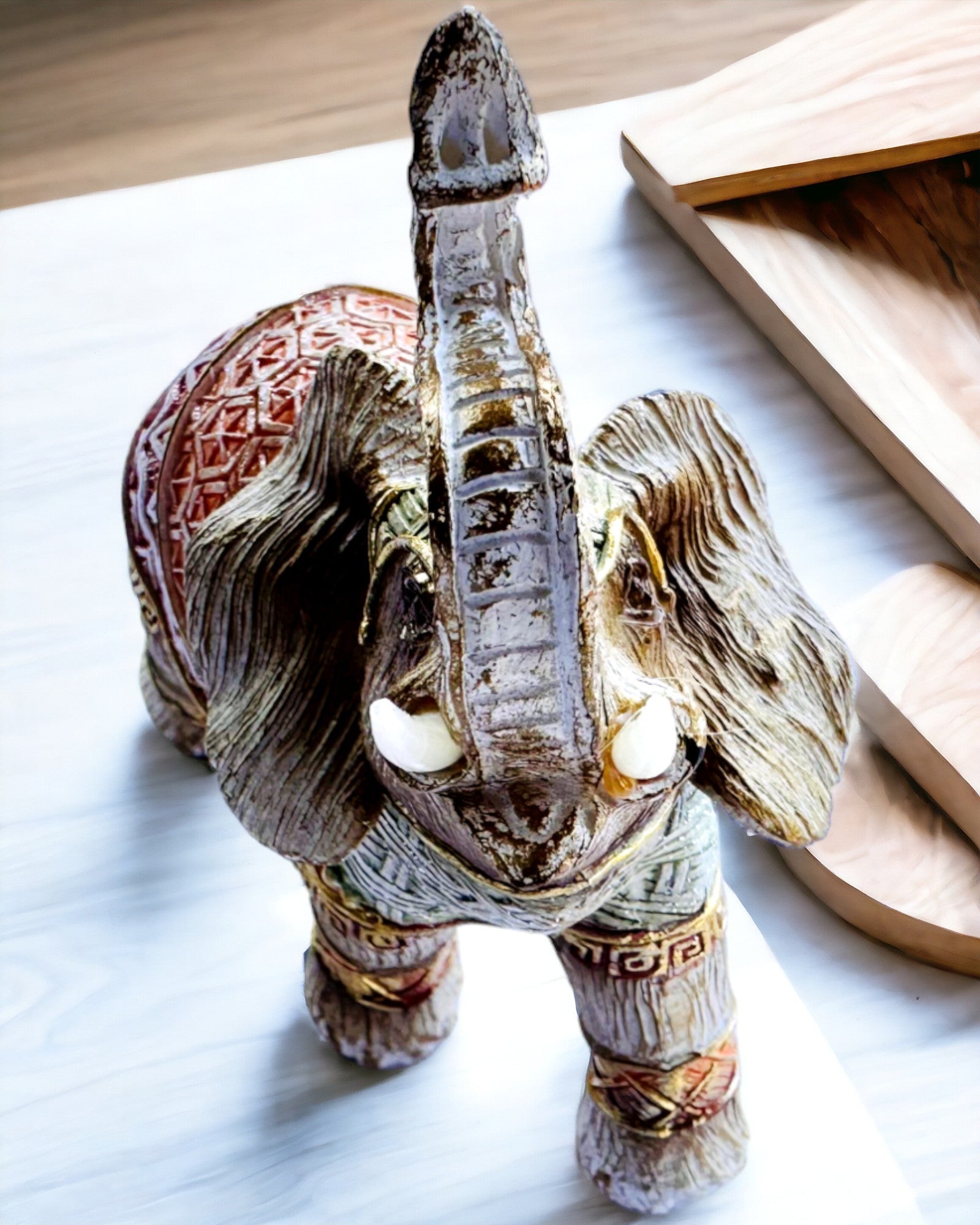 Słoniowa Stróżka – Elefante Decorativo de Resina com Possibilidade de Gravação