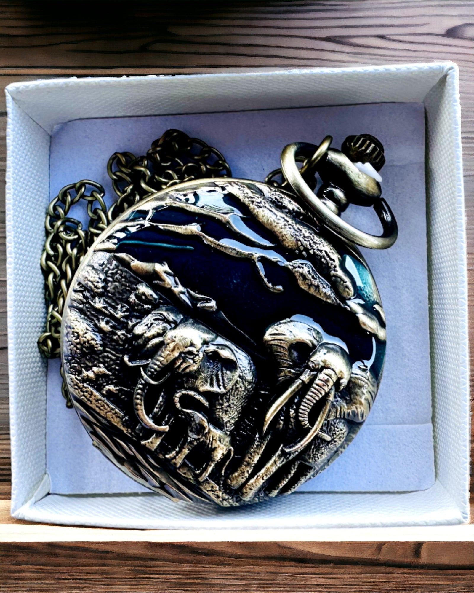 Pocket Watch "Vintage Explorer" with Engraving Option