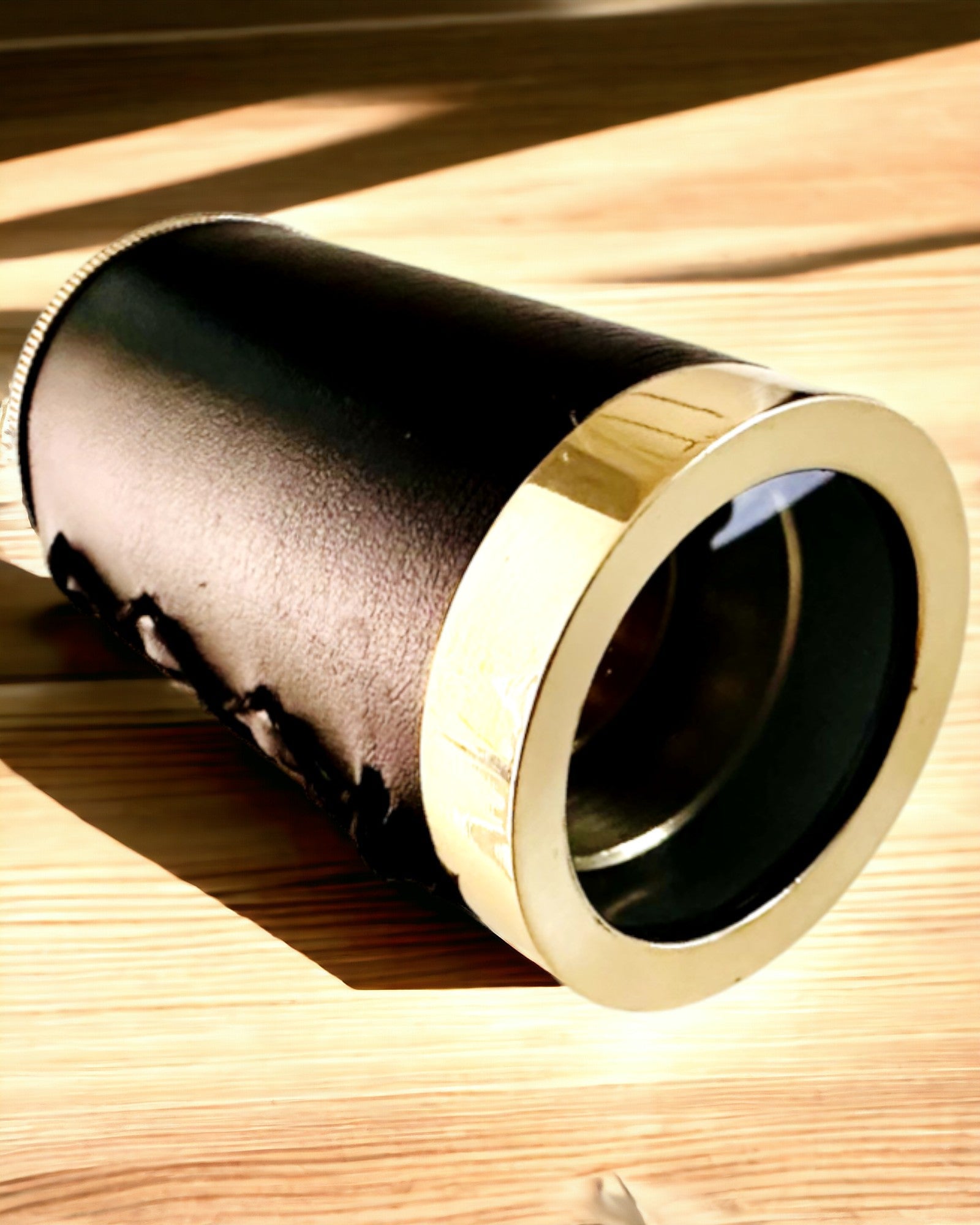 Luneta Podróżnika Raj – Rukotvorine - personalizacija gravurom