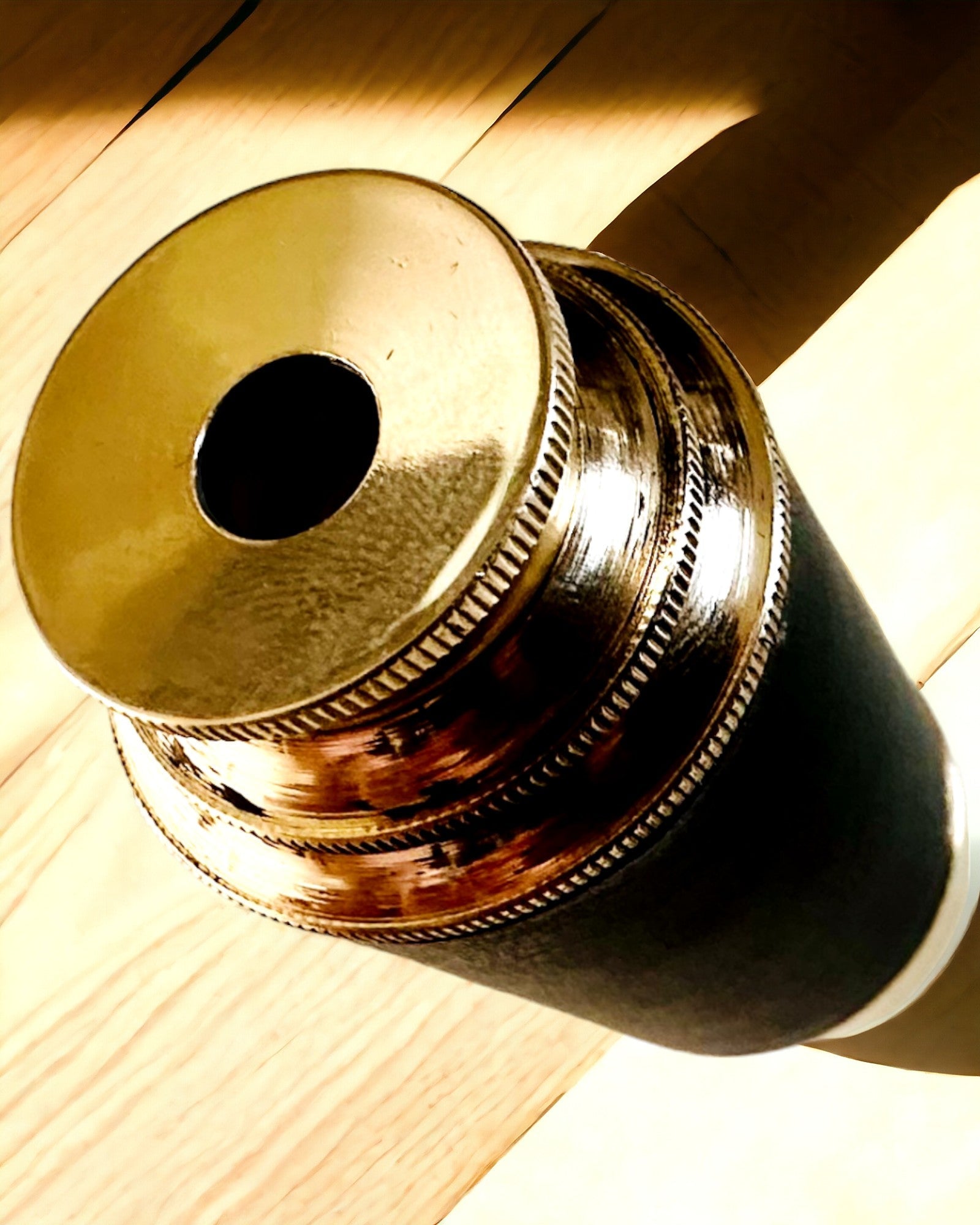 Luneta Podróżnika Raj – Rukotvorine - personalizacija gravurom