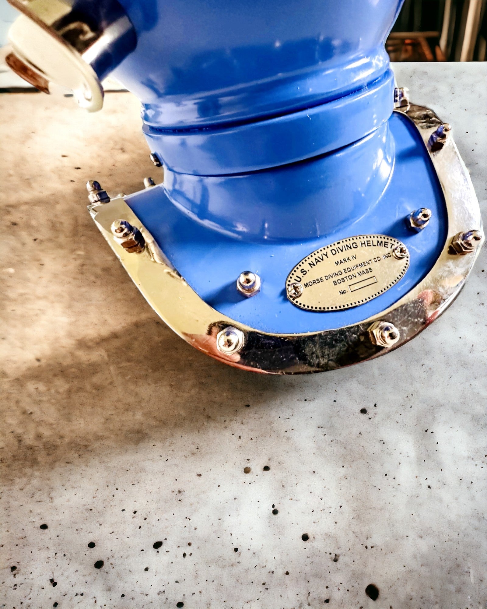 Casco del Descubridor de las Profundidades - Edición de Coleccionista con Opción de Grabado, 35 cm, regalo para bombero o buzo