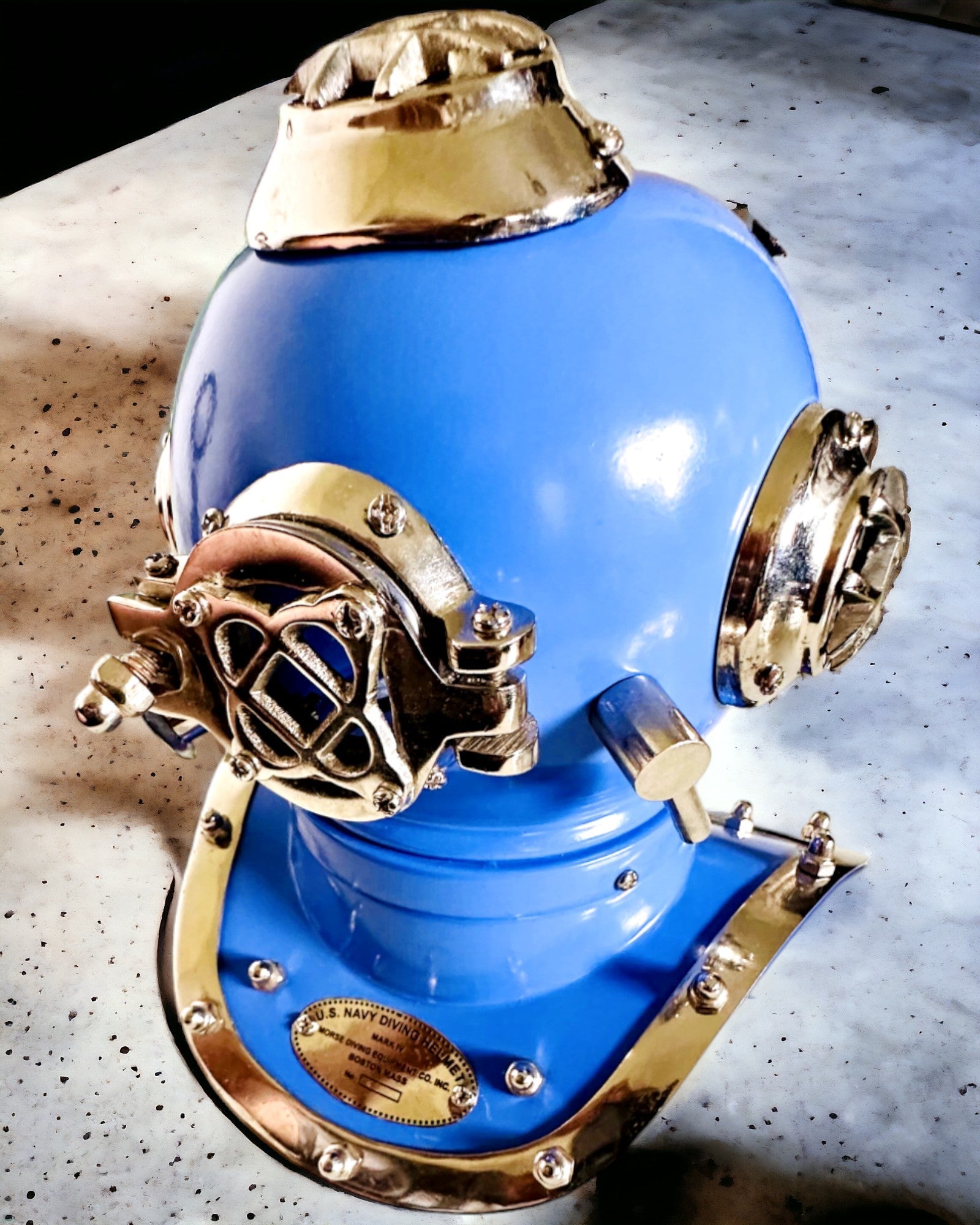 Casco del Descubridor de las Profundidades - Edición de Coleccionista con Opción de Grabado, 35 cm, regalo para bombero o buzo