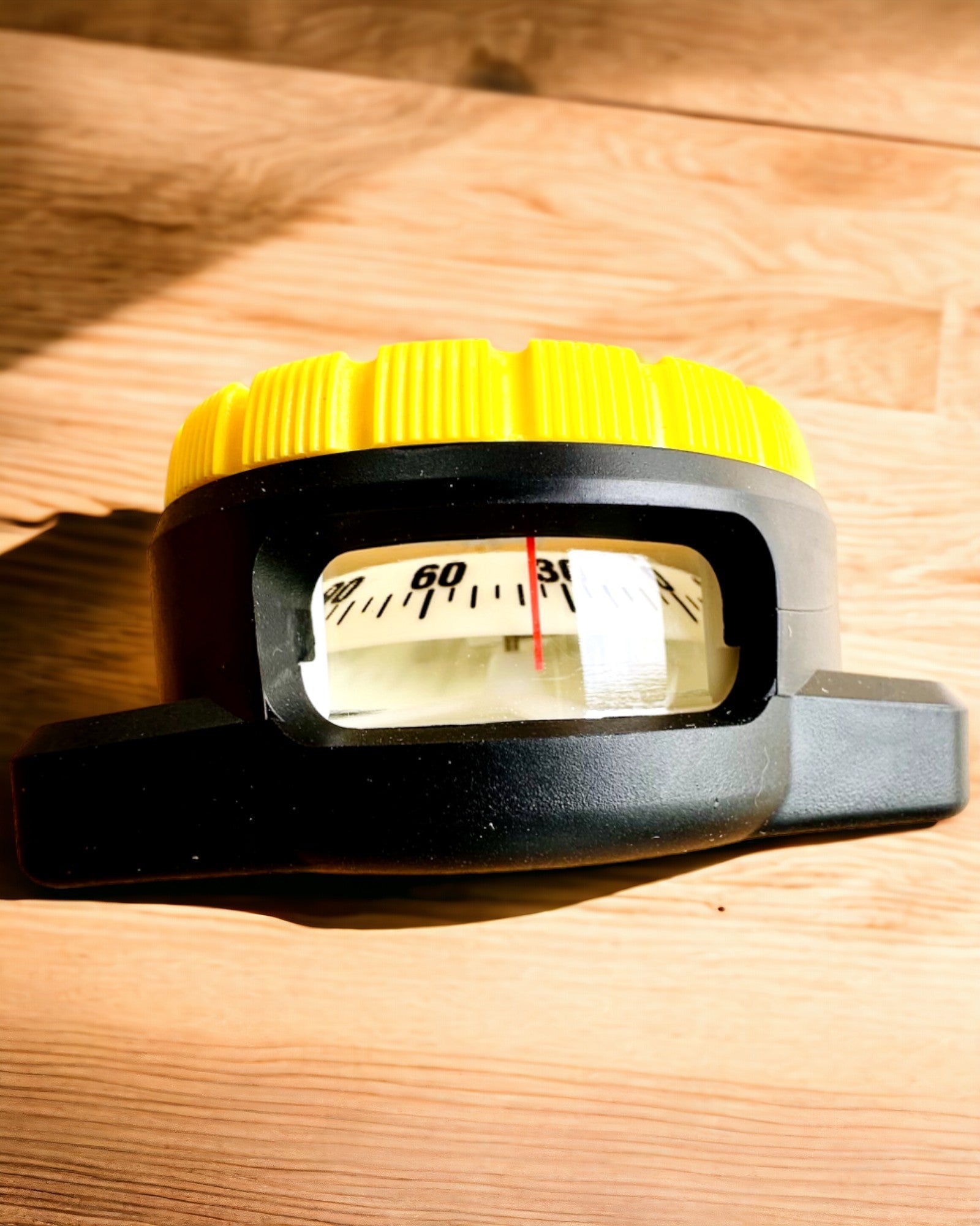 Компас для дайвінгу AquaGuide - водонепроникний компас з люмінесцентною функцією та еластичним ремінцем, можливість персоналізації