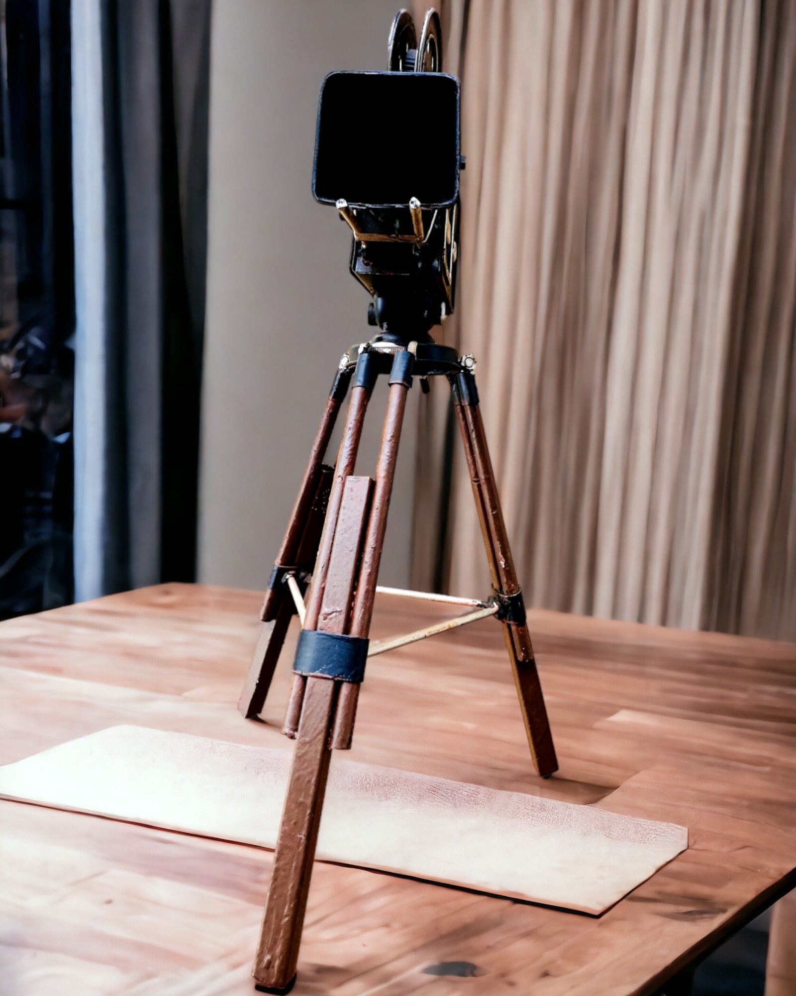 Retro kamera "Filmová nostalgie", možnost personalizace gravírováním