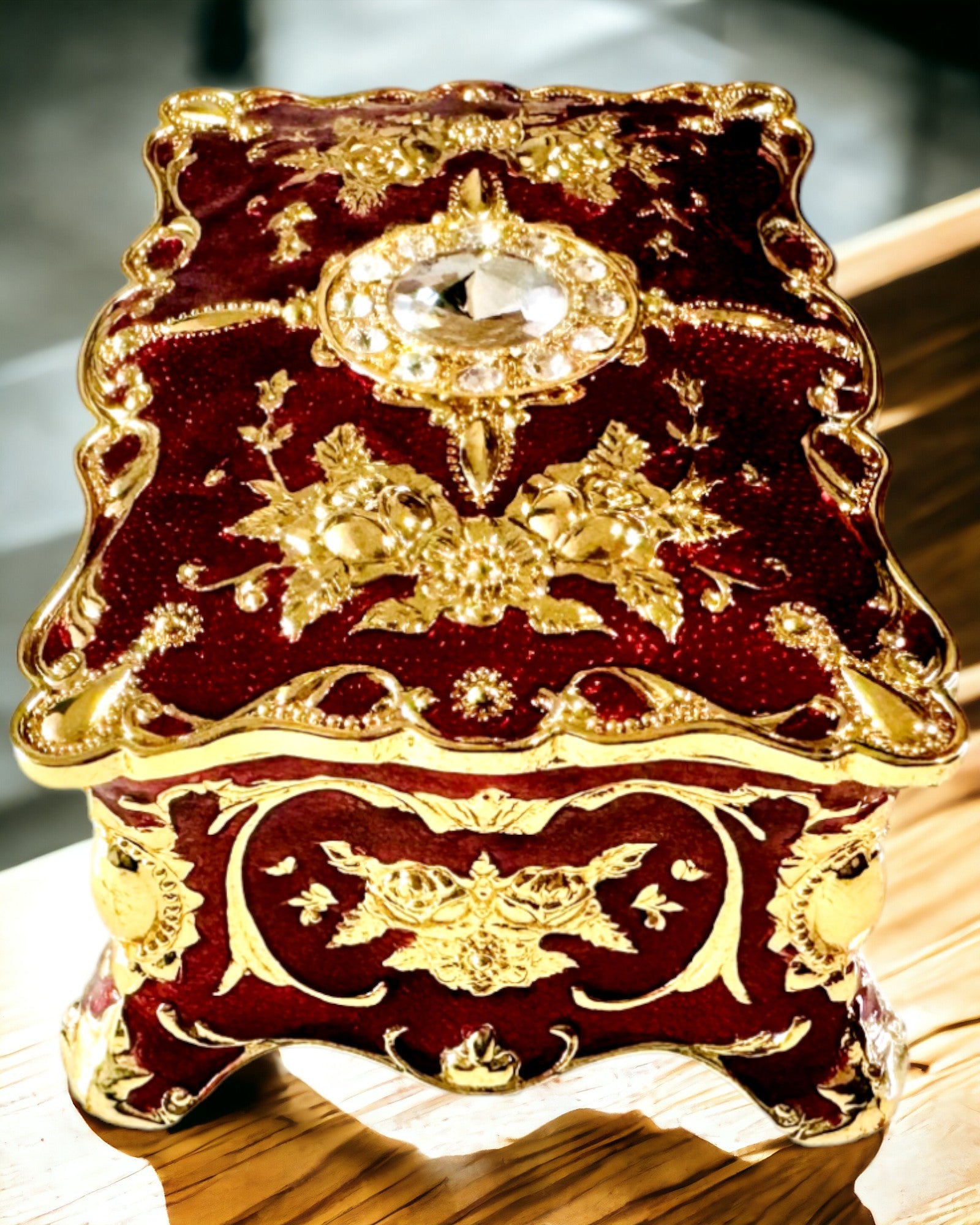 Šperkovnice, Organizér na Šperky ve Vintage Stylu – Kovová Skříňka s Ozdobnými Prvky