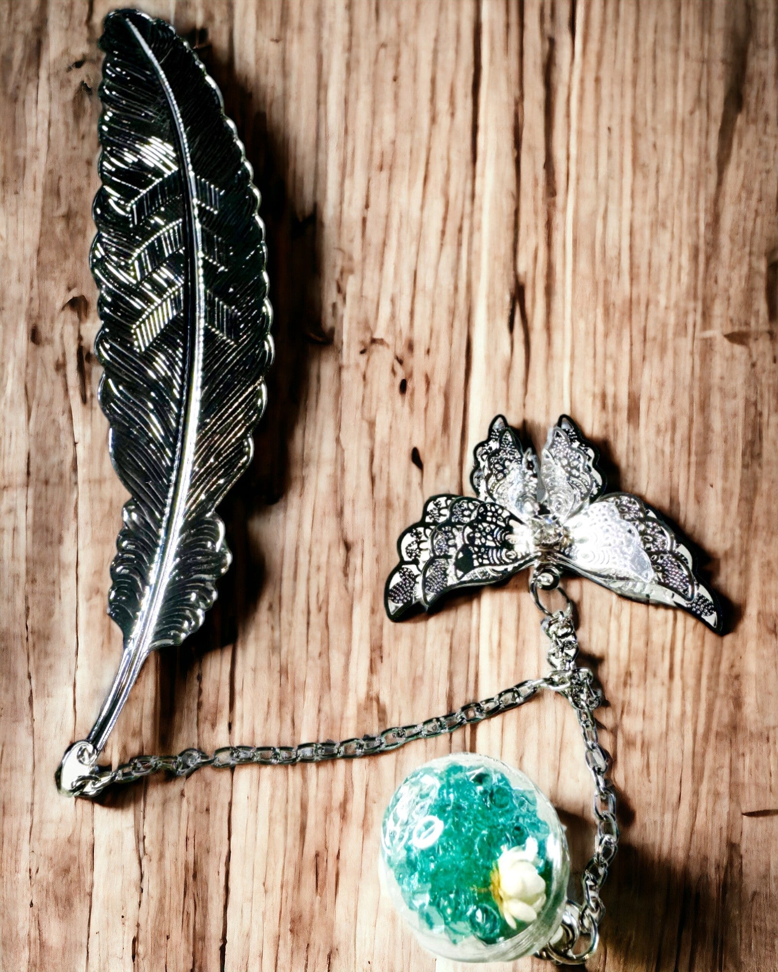 Creative Retro Style Bookmark with Feather and Butterfly Motif – Elegant Promotional Gift, Silver/Blue Color