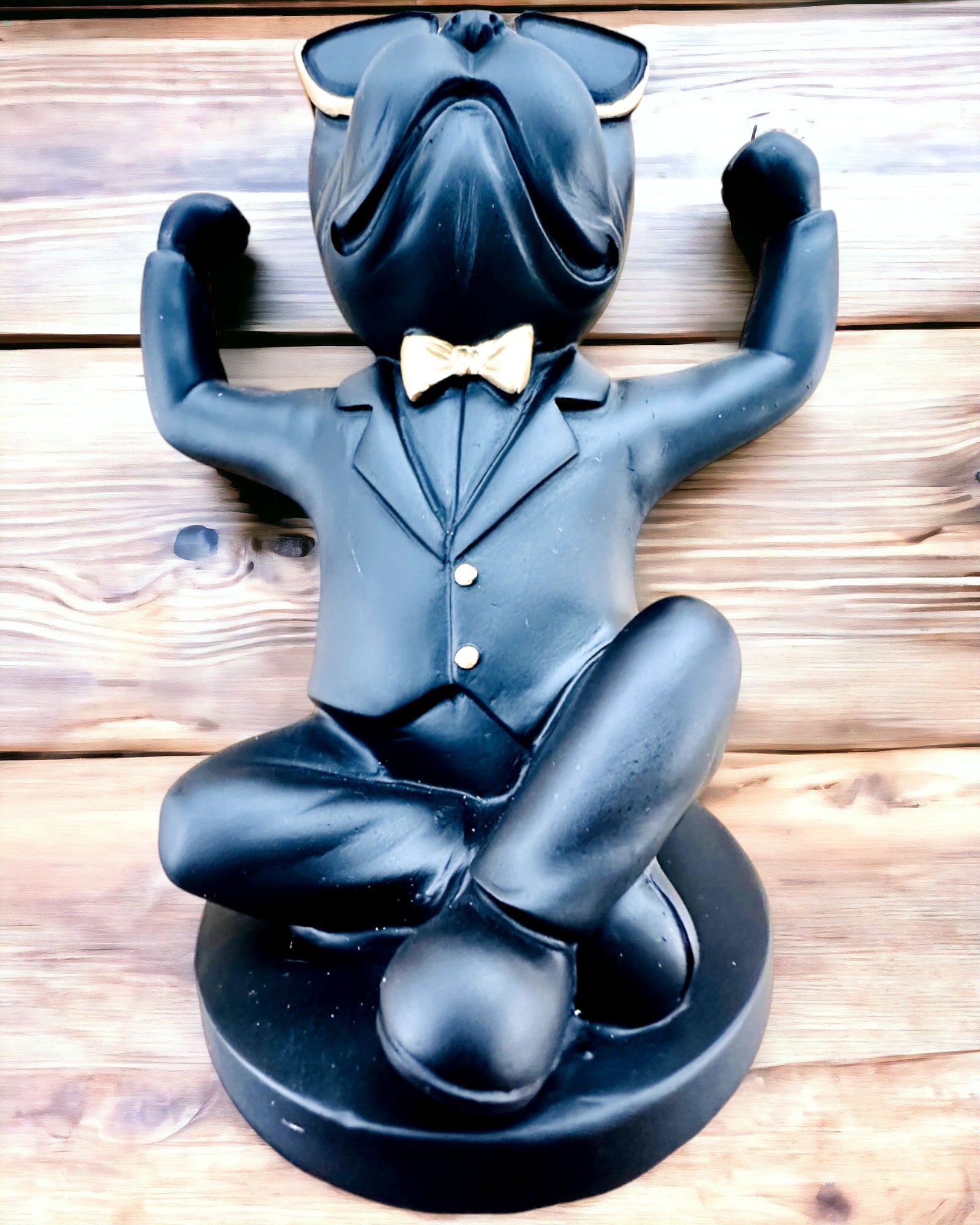 Figūriņa Bulldog Elegance - Ekskluzīvs glāžu turētājs, iespēja personalizēt ar gravējumu