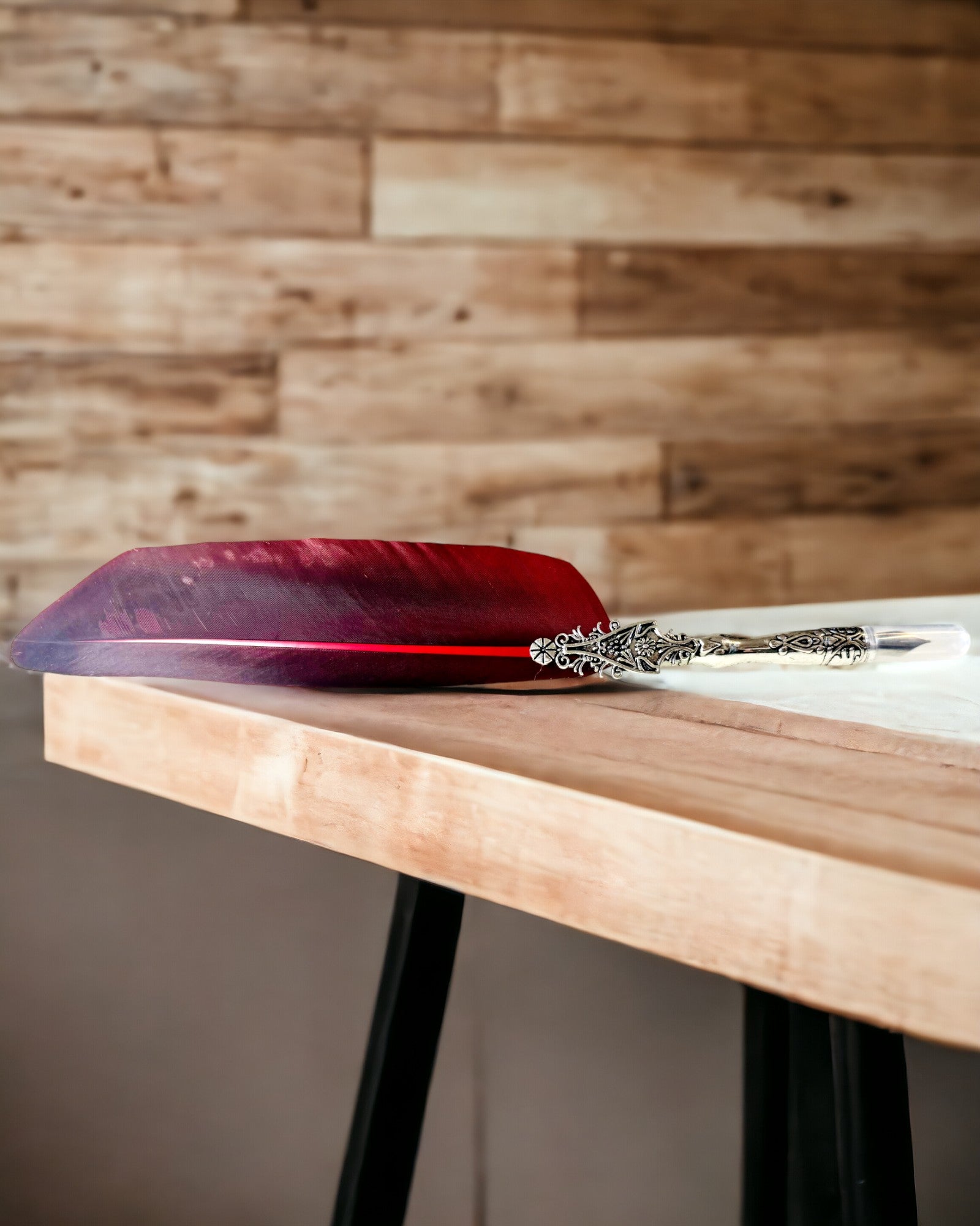 Vintage Calligraphy Pen with Natural Goose Feather – Ideal Gift for Mother's Day or Teacher's Day. Engraving