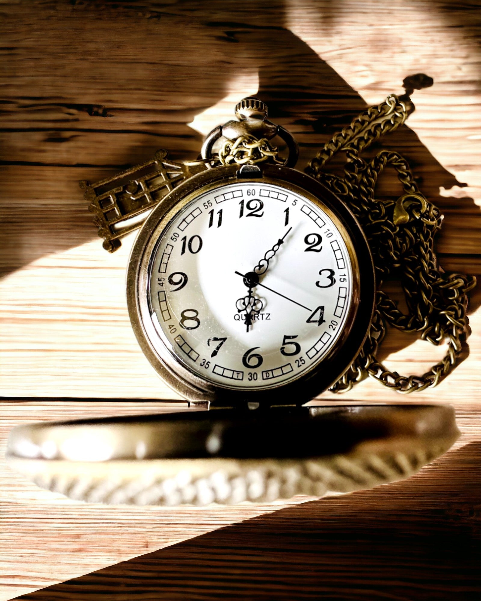 Džepni sat "Motylowa Elegancja" s mogućnošću personalizacije gravurom