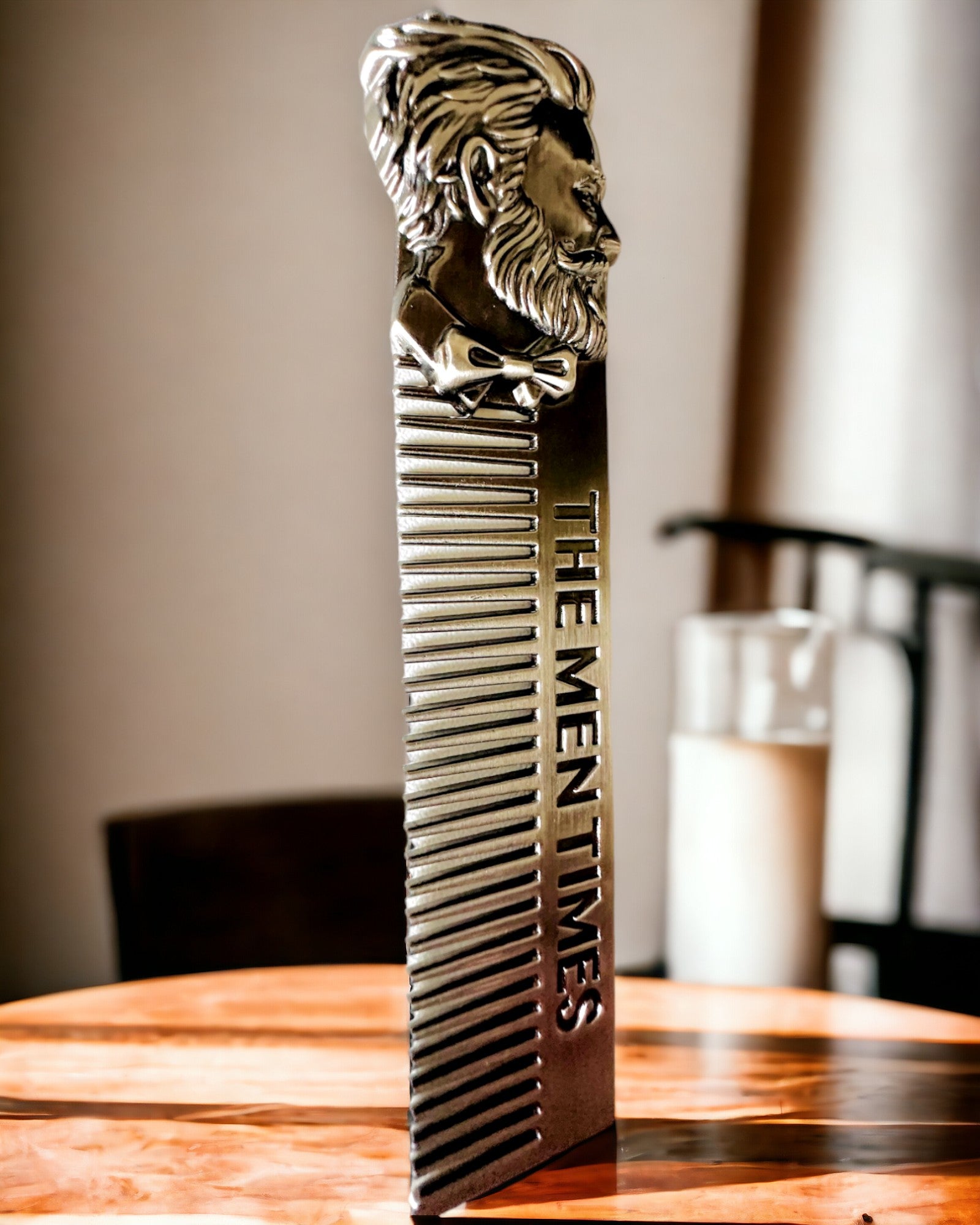 GroomMaster - Elegantní Kovový Hřeben s Gravírováním, personalizace gravírováním