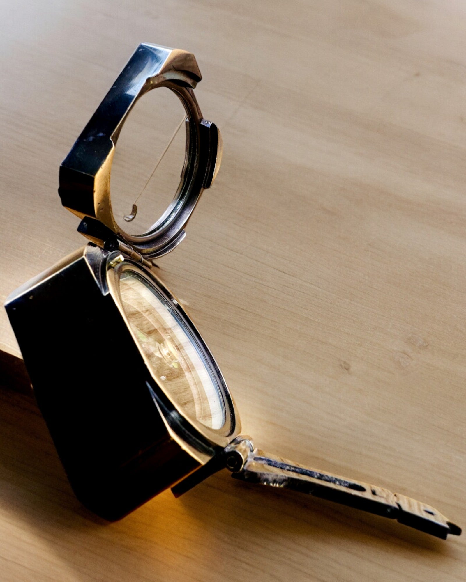 Busolă solidă, premium, de căpitan „Navigator” - cu opțiune de personalizare prin gravură