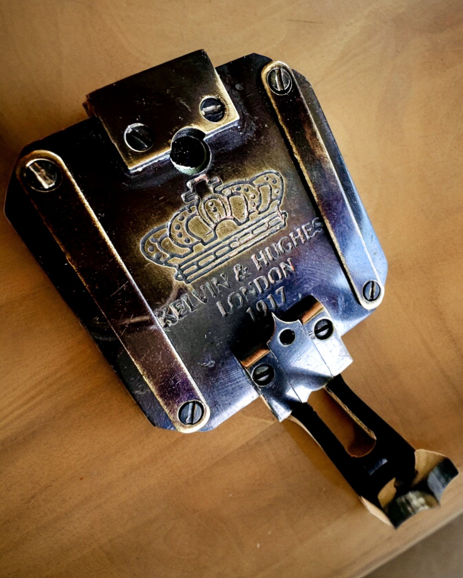 Busolă solidă, premium, de căpitan „Navigator” - cu opțiune de personalizare prin gravură