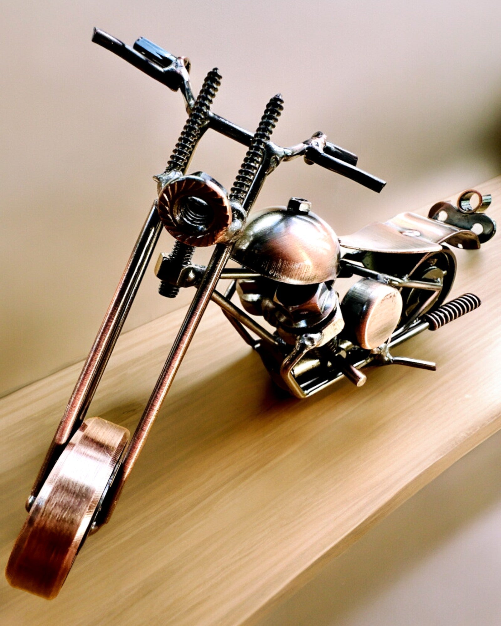 Ручна Модель Мотоцикла з заліза, Chopper, персоналізація, гравірування на подарунок