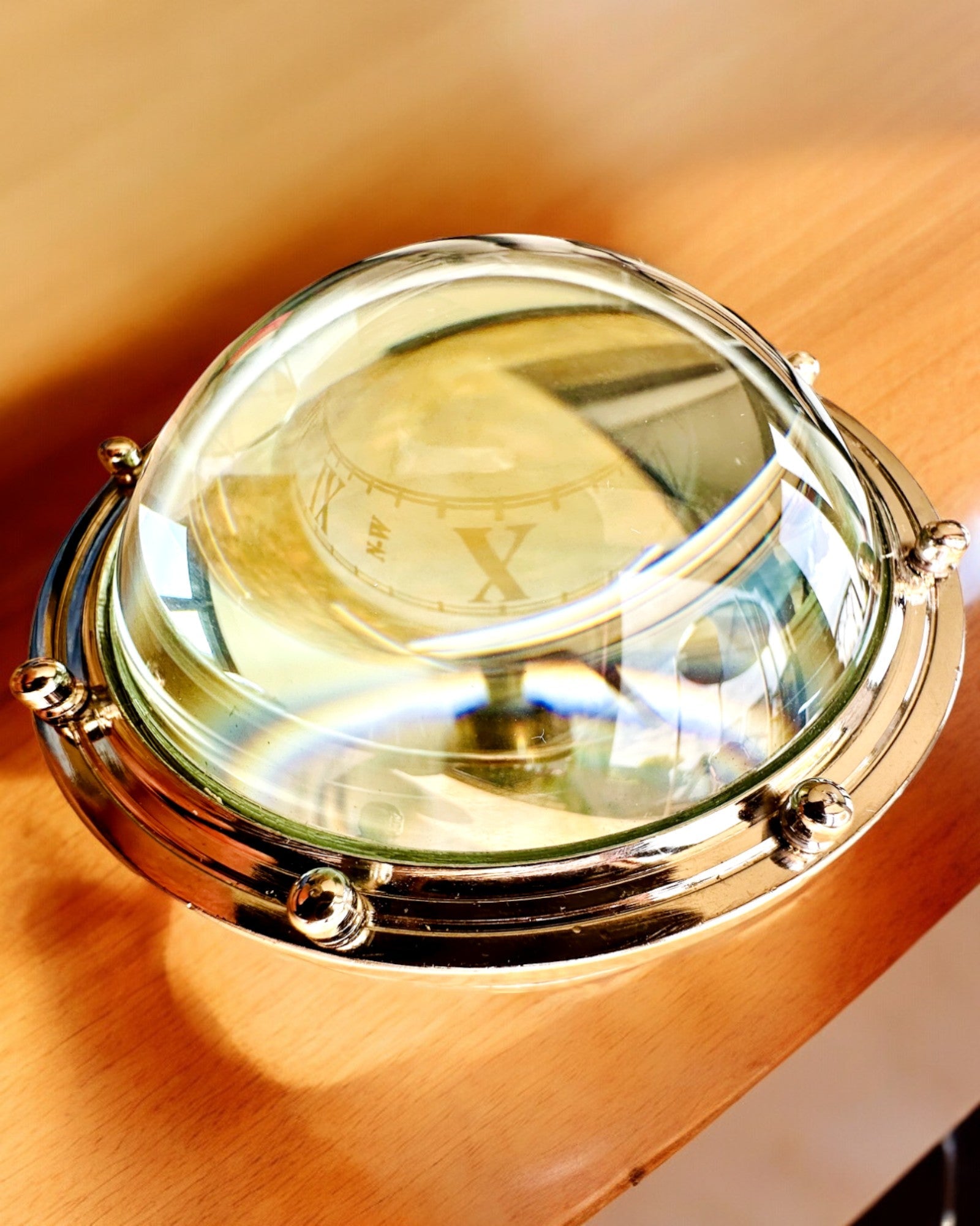 Bailey Compass Clock - Ceas Elegant cu Motiv de Busolă cu Posibilitate de Gravare