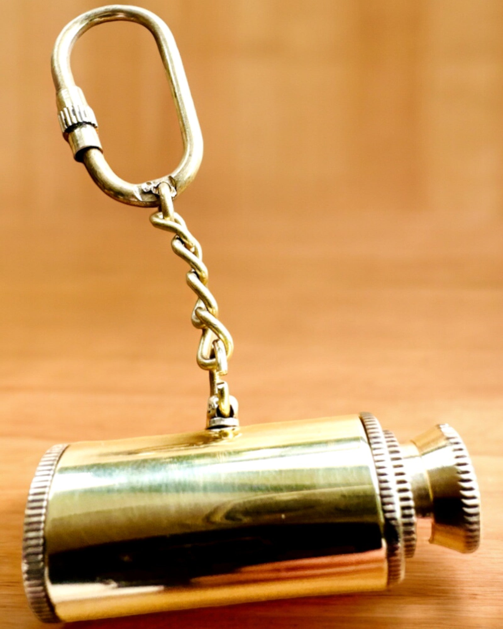 Lunetă de buzunar „Aventura de Aur” - breloc cu posibilitate de personalizare