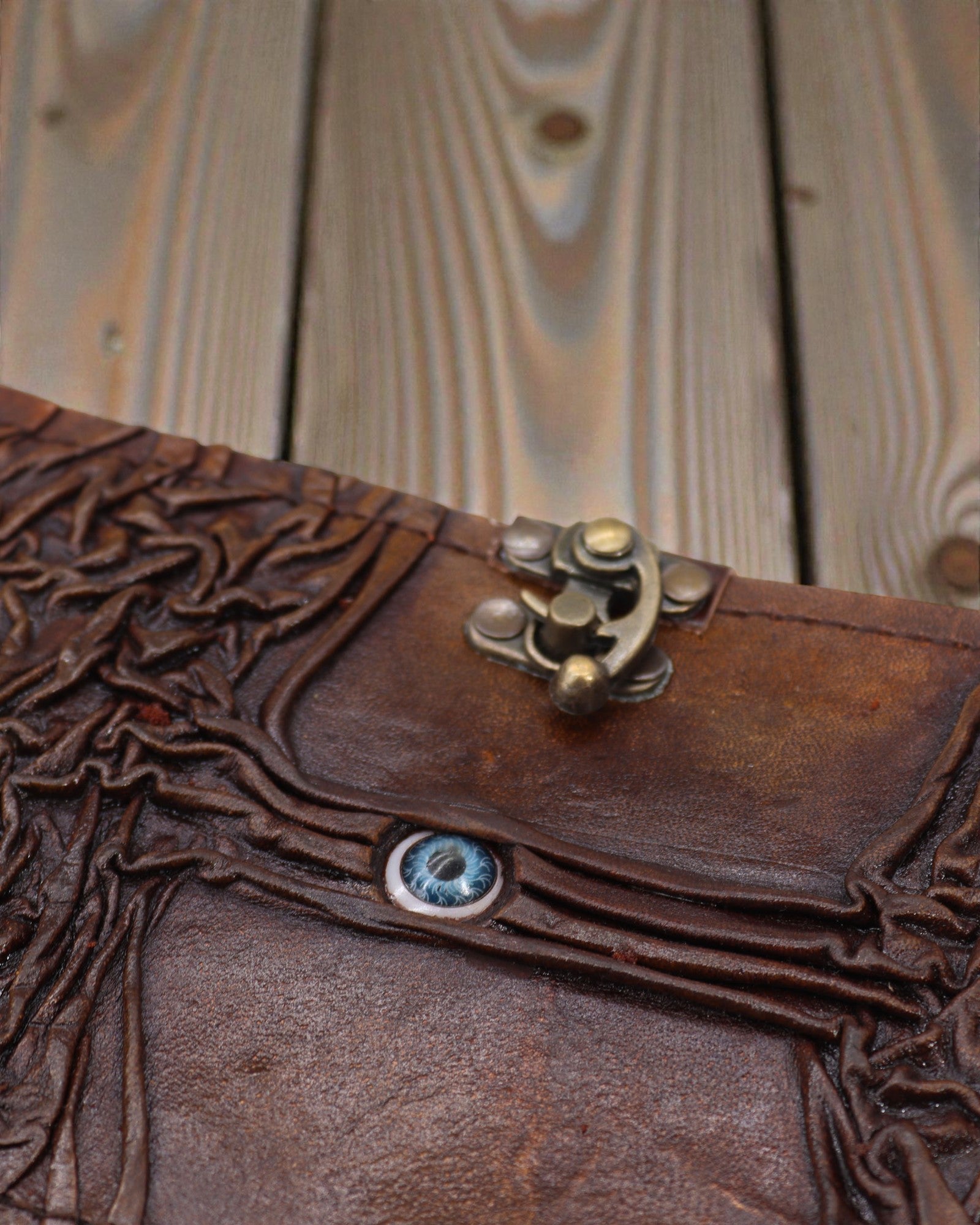 Arbor Oculus – Шкіряний нотатник Дерево життя з лихим оком