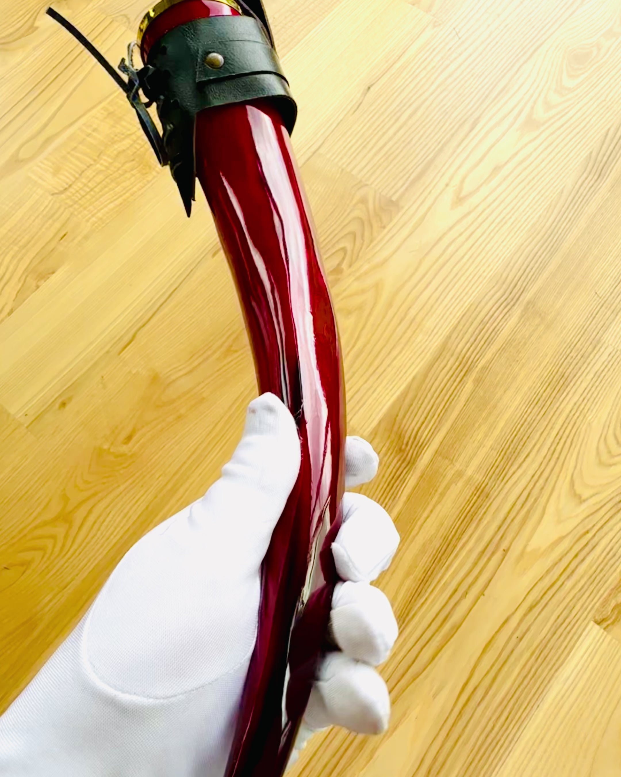 Válečnický rohový hrnek - Červený - s možností personalizace gravírováním