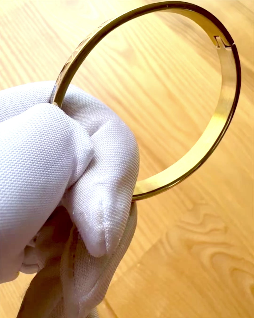 Браслет "Час Елегантності" - золотий колір Нержавіюча Сталь з Римськими Цифрами, можливість персоналізації гравіюванням