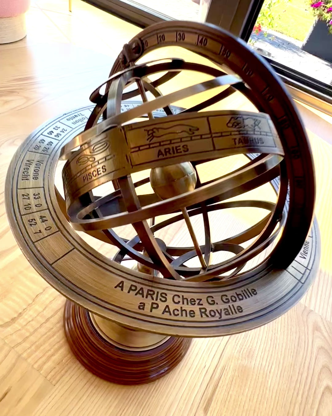 Astrolabium Artis 2 - 30 cm aukščio, Rankų Darbo su Graviravimo Galimybe, biuro dekoracija, premium