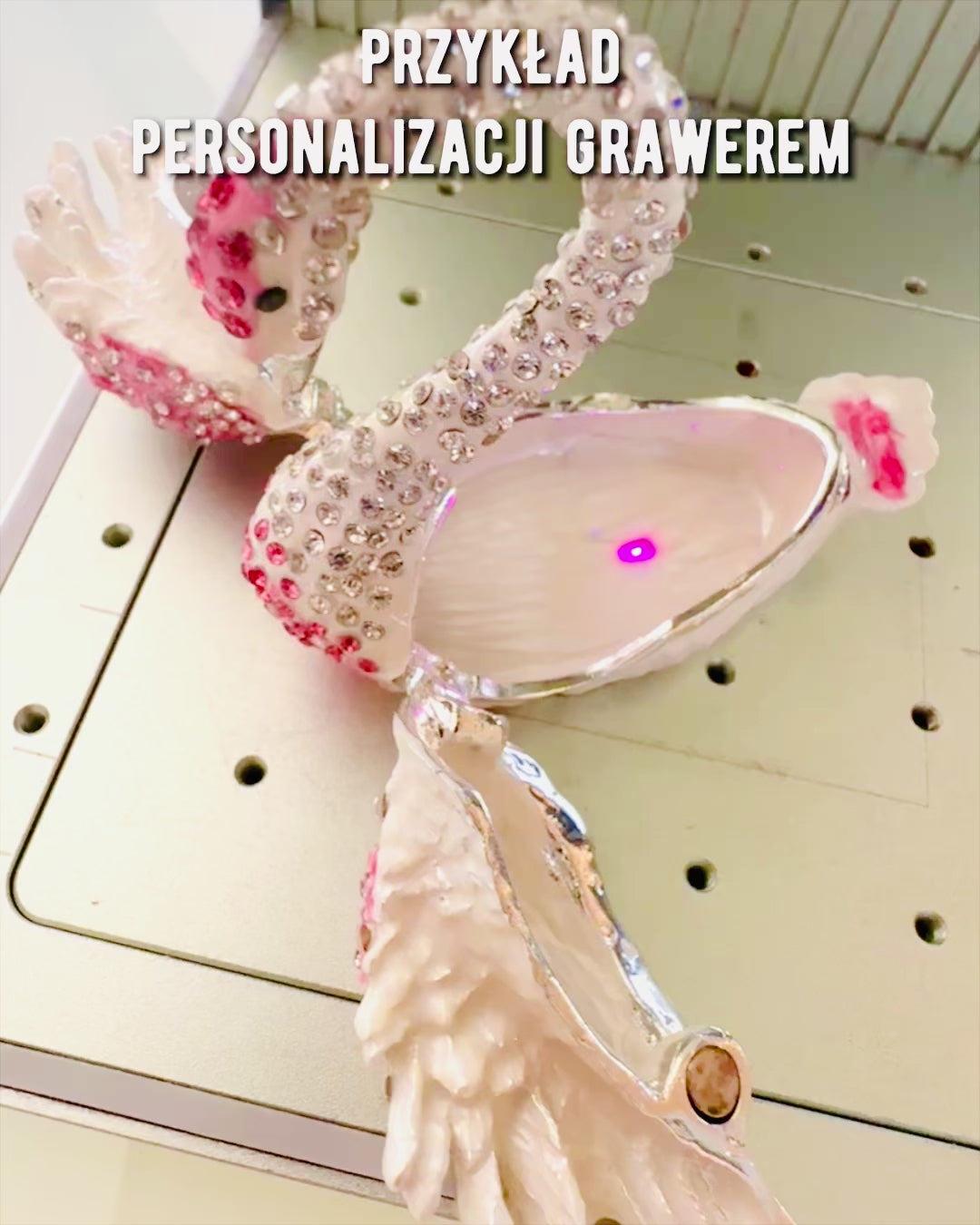 Elegant Box "Swan Jewel" - personalization with engraving