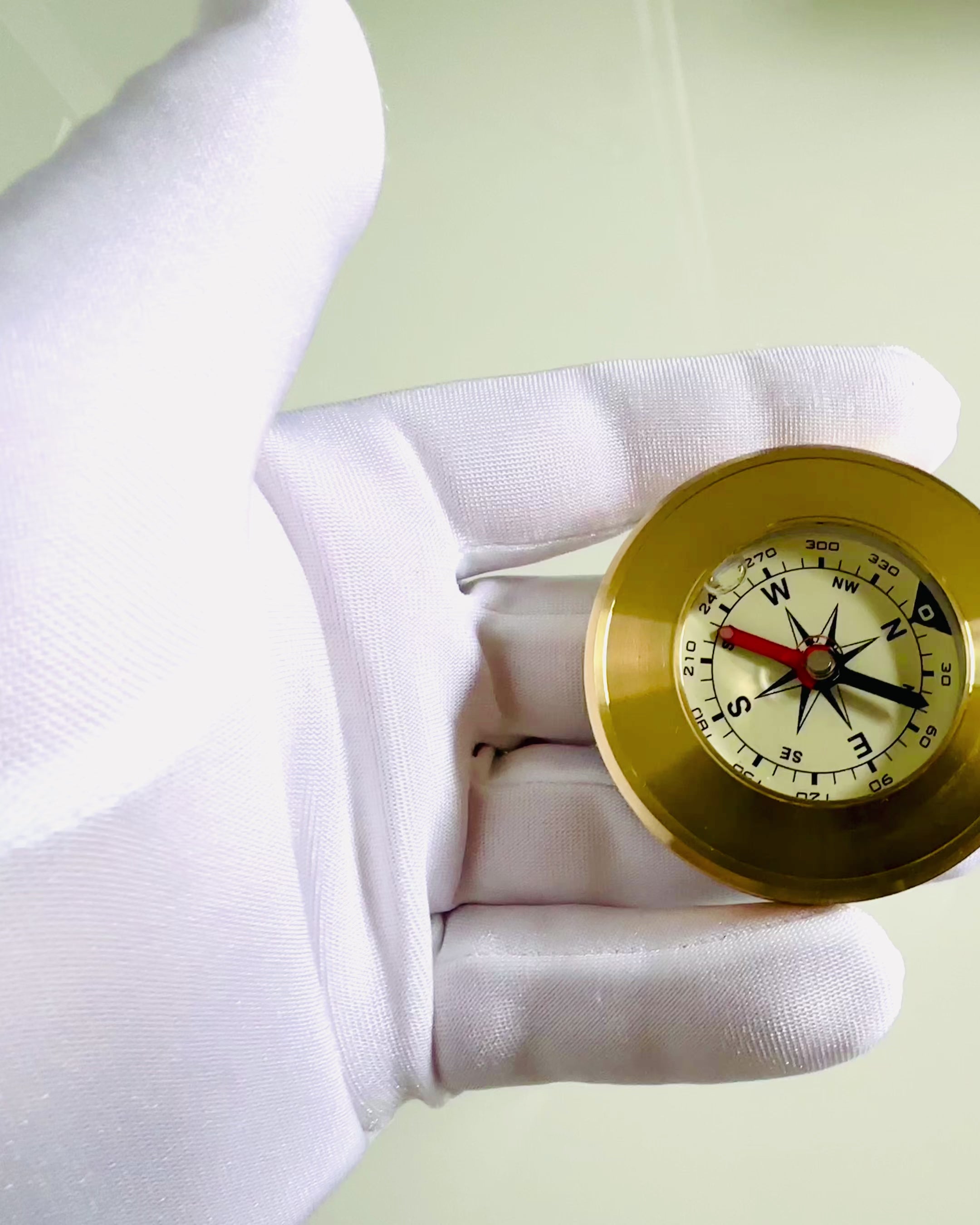 Busolă de Navigație cu Posibilitate de Gravare, din Alamă, Design Clasic – 5 cm