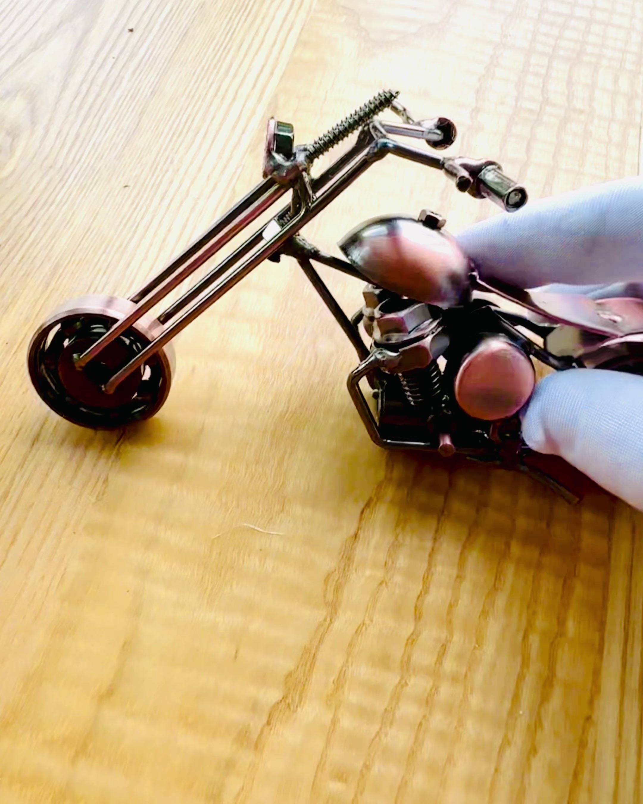 Ручна Модель Мотоцикла з заліза, Chopper, персоналізація, гравірування на подарунок