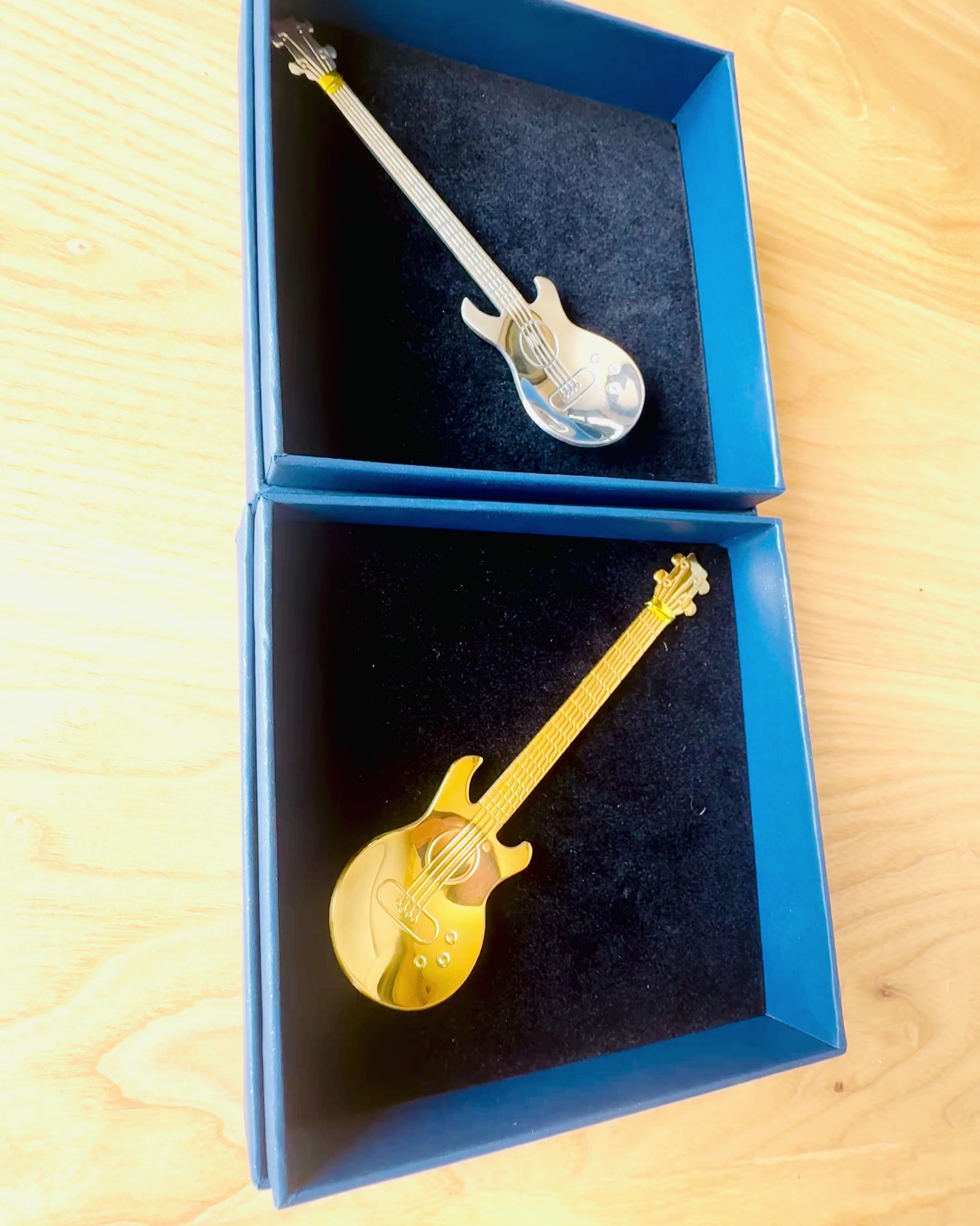 Cucharita "Strunowy Hit" con opción de grabado 2 variantes de color a elegir