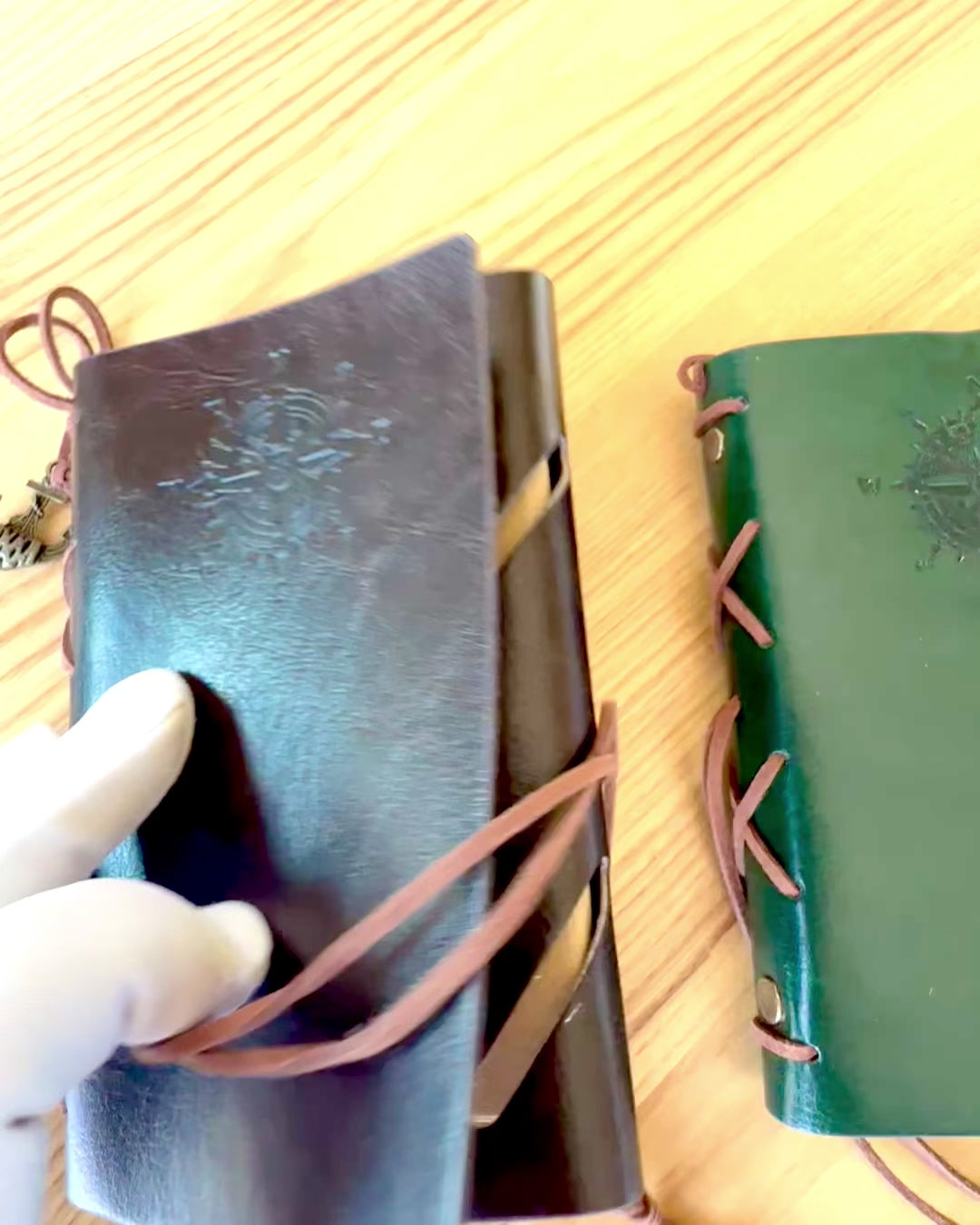 Vintage Pomorski Notepad A6 ili A7 veličina - s Motivom Kompasa i Ležajnim Stranicama - Dostupan u raznim Bojama, mogućnost graviranja
