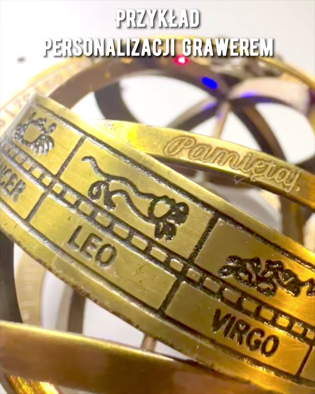Astronomski sat „Kosmička Harmonija” - mogućnost personalizacije gravurom