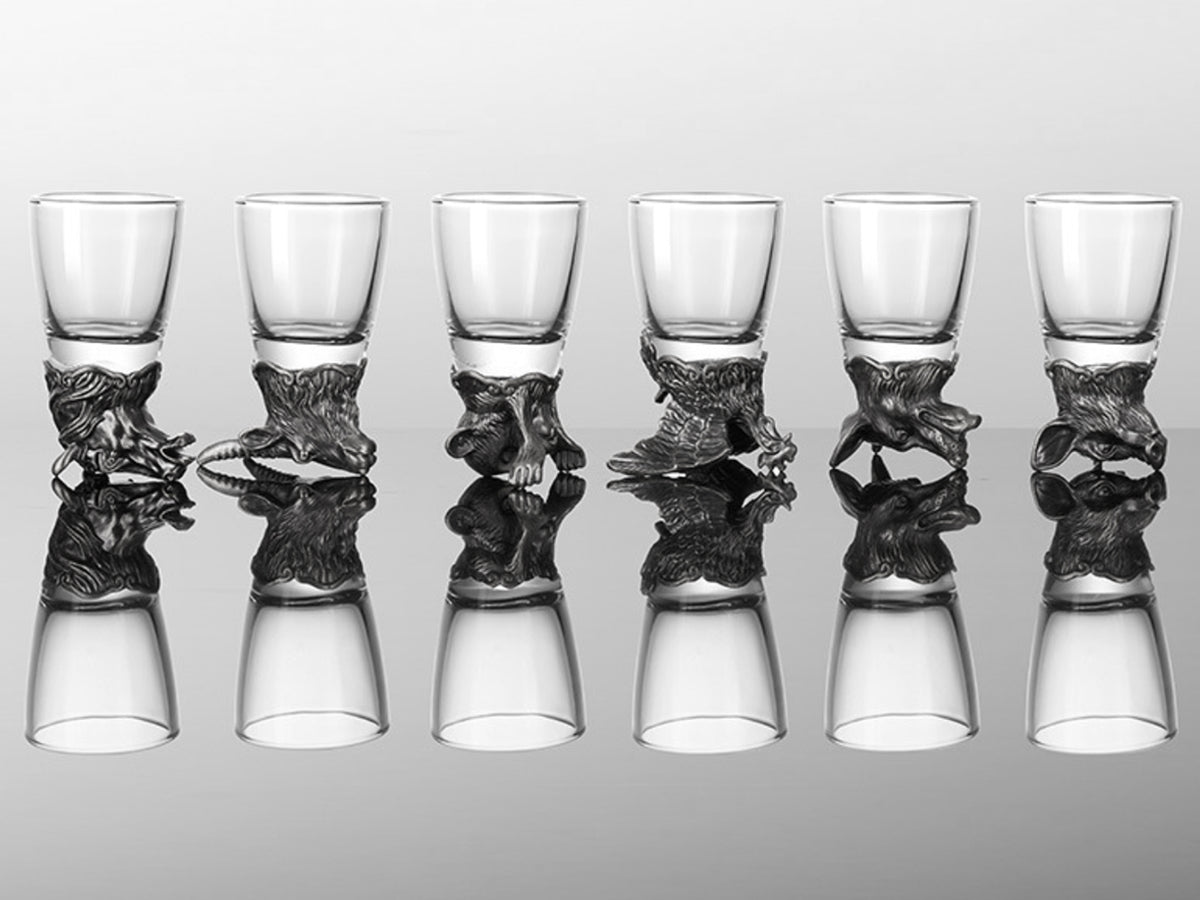 Set od 12 čašica od 25ml s vrčem od 250ml i mogućnošću personalizacije gravurom