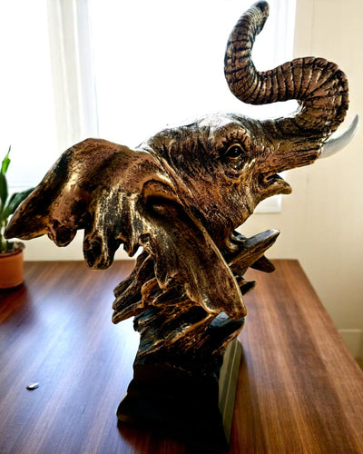 Decorative Statuette "Pride of the Savannah" – Elephant Head Figurine with Engraving Option, as a Gift