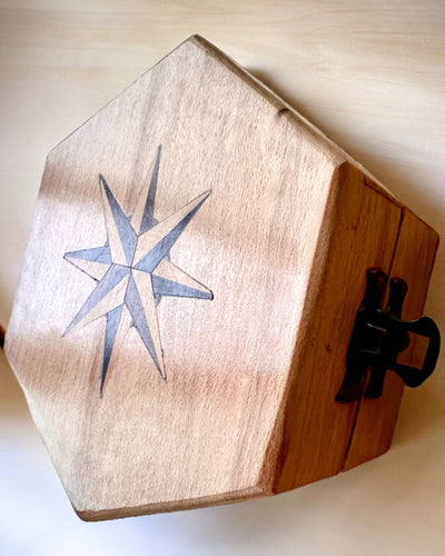 Captain's Compass "Explorer 2" - personalization option with engraving for a gift, 2 color variants to choose from