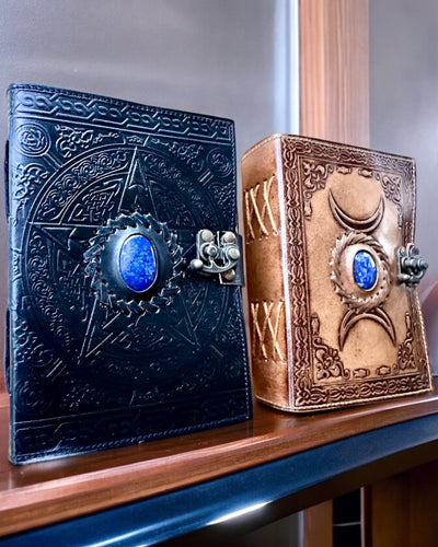 Premium Journal, Antique Design, Leather Notebook "Magic Chronicle" 200 pages, 2 options to choose from, personalization with engraving