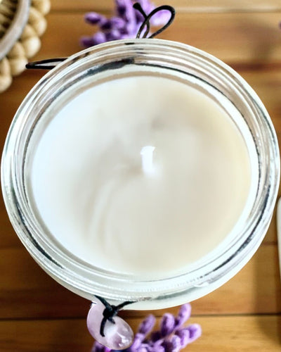 Intencijska sojina svijeća Ametist – mir, harmonija i pročišćenje, 250 ml, mogućnost personalizacije za poklon