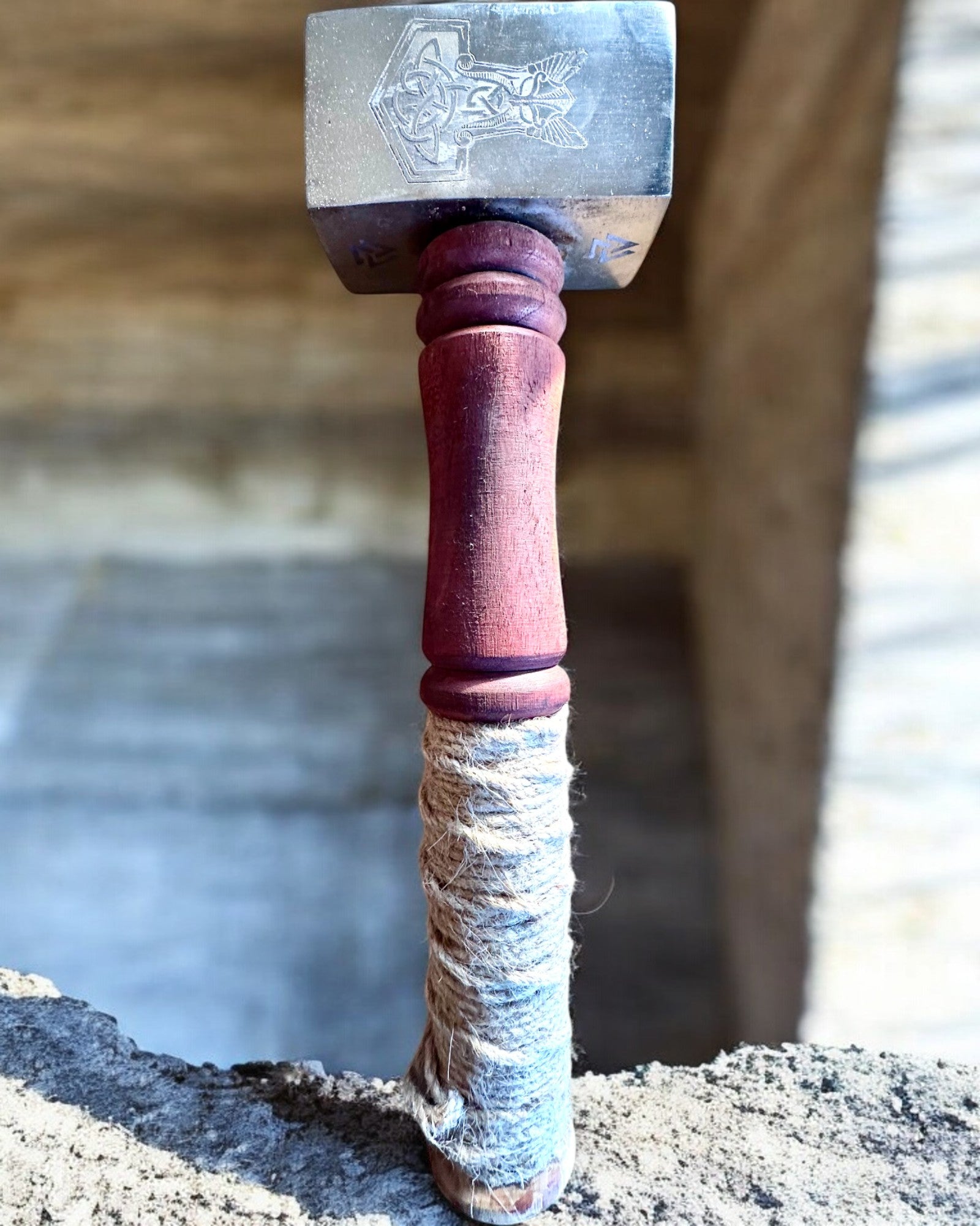 Mjölnir Hammer of the Skalds – 33 cm, Hand-Forged Viking Hammer with Engraving Option