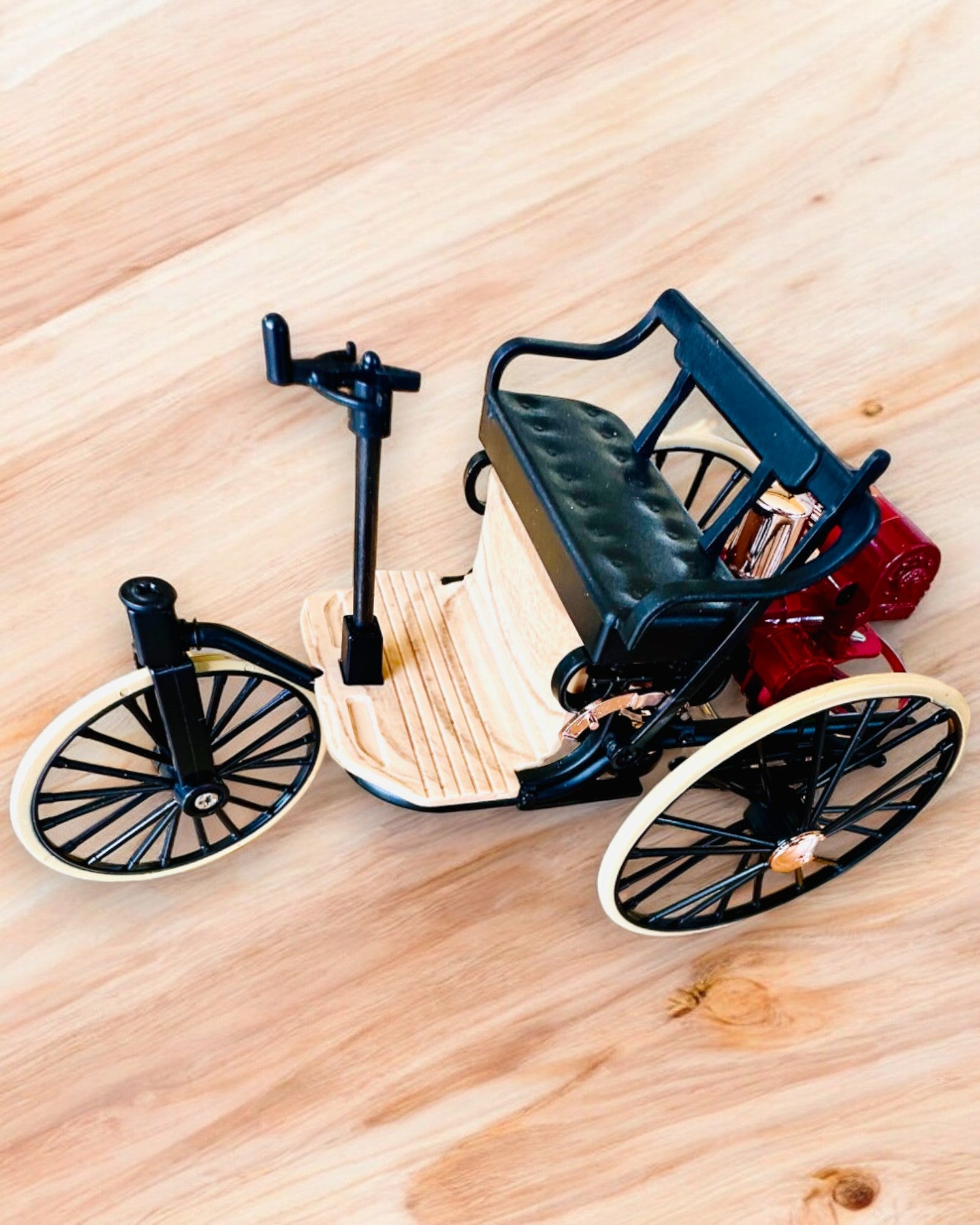Retro Triratis Benz Patent-Motorwagen - Kolekcinis Modelis, personalizavimas graviravimu dovanai