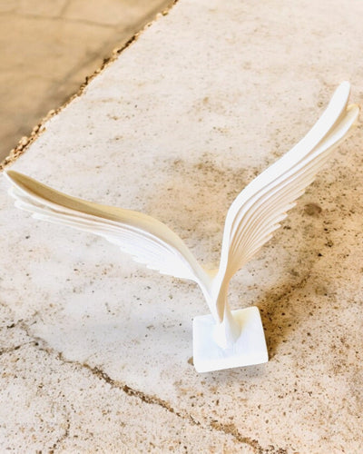 Elegantna figura anđeoskih krila visine 15 cm – "Krila čuvari", mogućnost personalizacije gravurom za poklon, personalizacija, 2 varijante boja