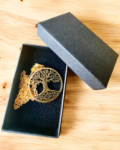 Nerūsējošā tērauda kaklarota "Dzīvības koks" - personalizācija ar gravējumu, 2 krāsu varianti