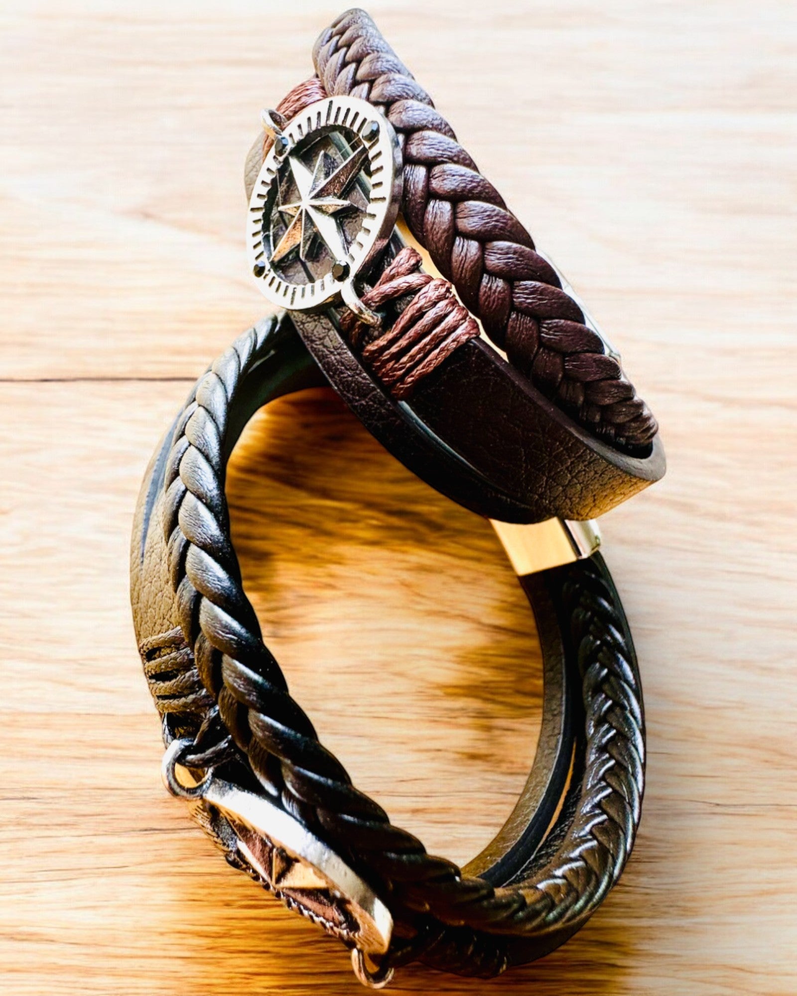 Pulsera "Compass Adventure" - posibilidad de personalización con grabado para regalo, 2 variantes de color a elegir