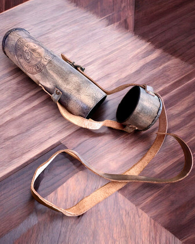 Premium teleskopas „Voyager“ su graviruotu teleskopu ir natūralios odos dėklu, galimybė personalizuoti graviravimu kaip dovaną