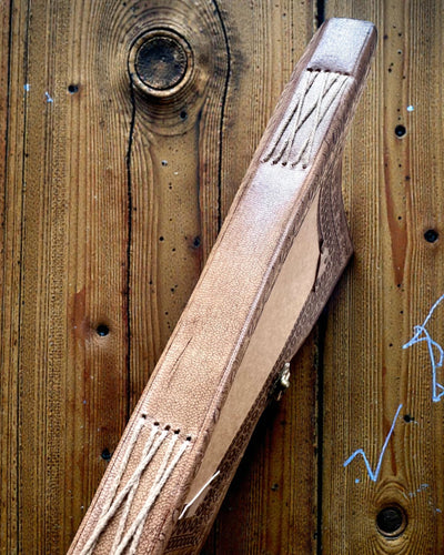 Kožna knjiga uspomena Heritage – personalizirana bilježnica 25 × 33 cm