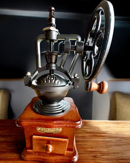 Ретро млинок для кави „Vintage Café” 27 см висоти, з можливістю персоналізації гравіюванням на подарунок