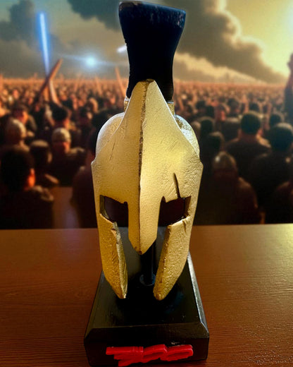 Шолом Spartan Premium – ручна декоративна скульптура, можливість персоналізації гравіюванням на подарунок