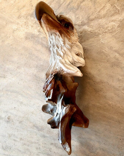 "Eagle of Freedom" – Resin Sculpture with Engraving Option for a Gift, 26.5 cm Height