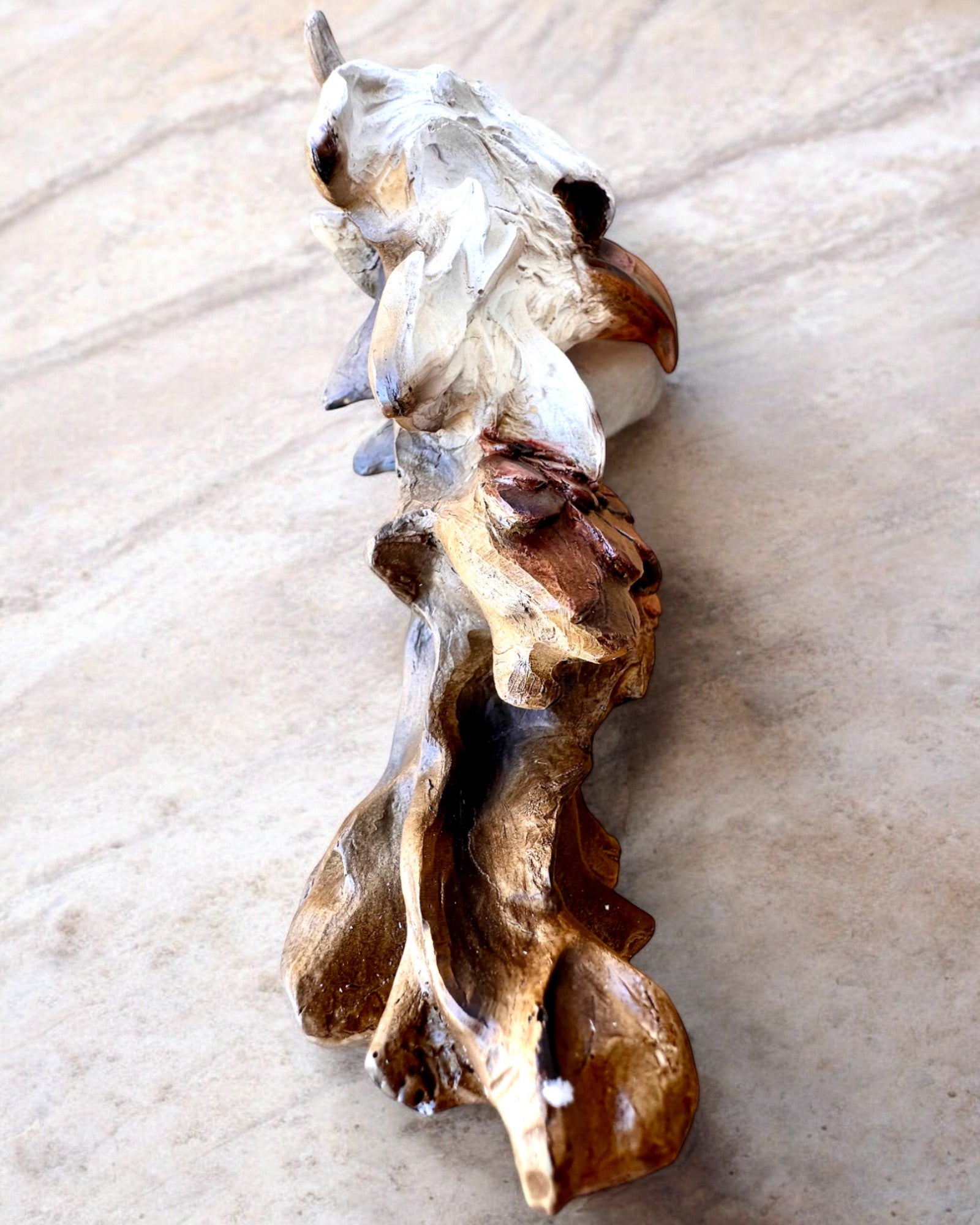 "Eagle of Freedom" – Resin Sculpture with Engraving Option for a Gift, 26.5 cm Height