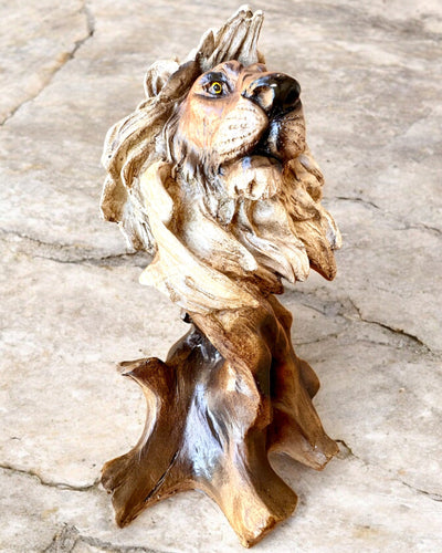 Lion Courage Resin Figurine, 28 cm tall, with engraving option for a gift