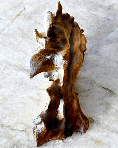 "Lion's Courage" - Resin Figurine, 28 cm tall, with engraving option for a gift