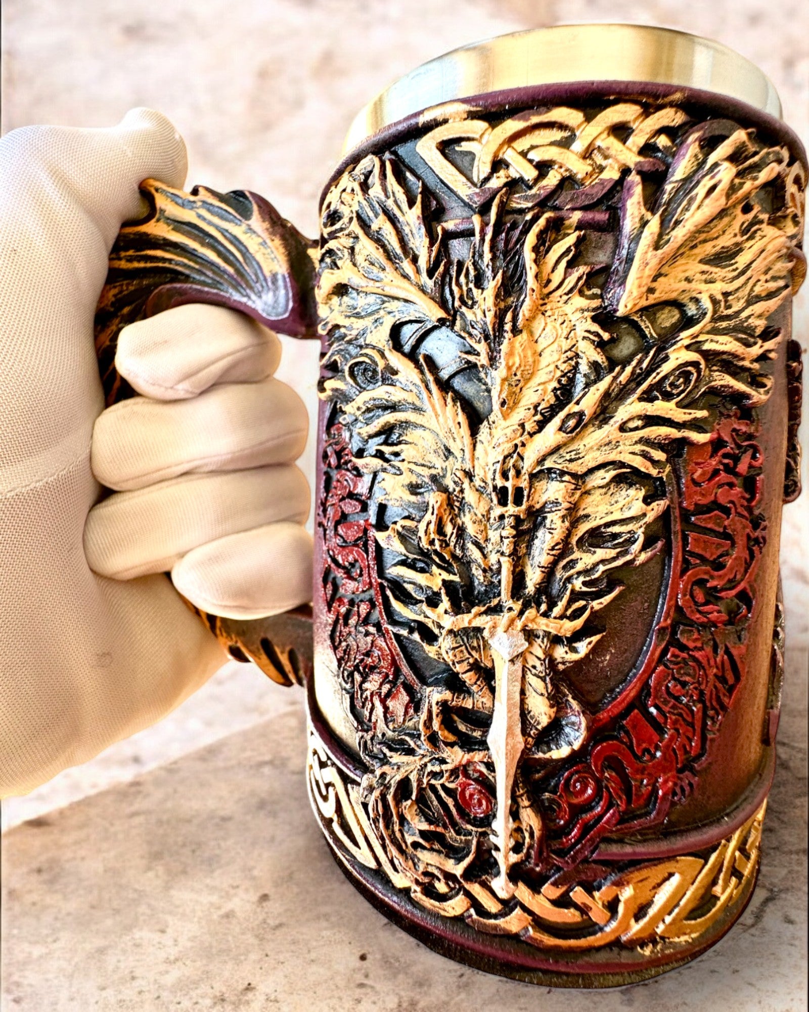 Caneca Sombria do Cavaleiro - 700 ml, possibilidade de personalização com gravação para presente