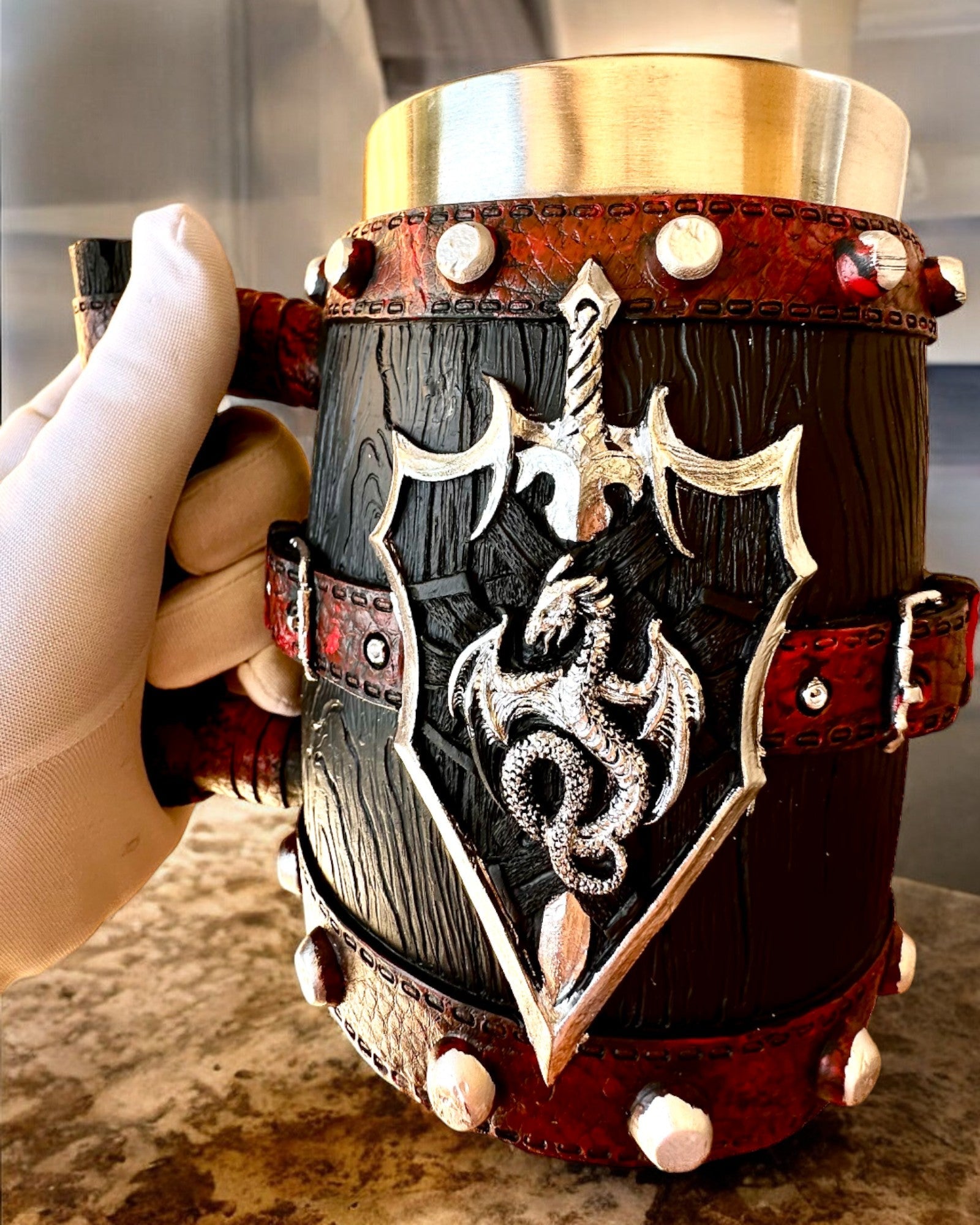 Caneca Sombria do Guerreiro Dragão com Possibilidade de Gravação para presente, capacidade 600 ml